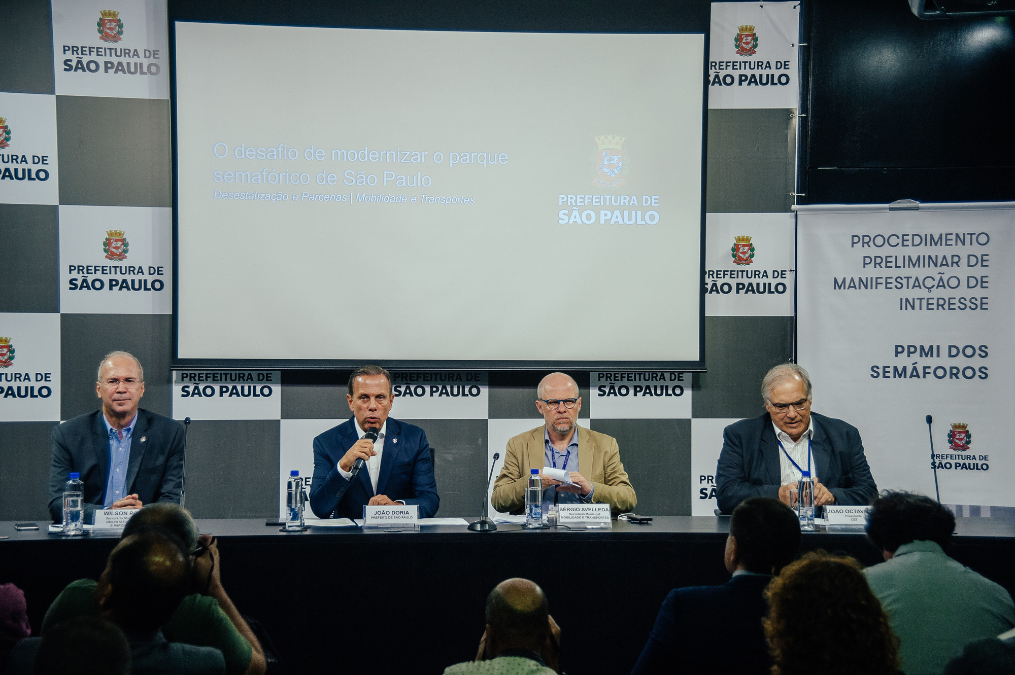 1091117-COLETIVA DE IMPRENSA para LANÇAMENTO do PPMI (Procedimento Preliminar de Manifestação de Interesse) dos SEMÁFOROS