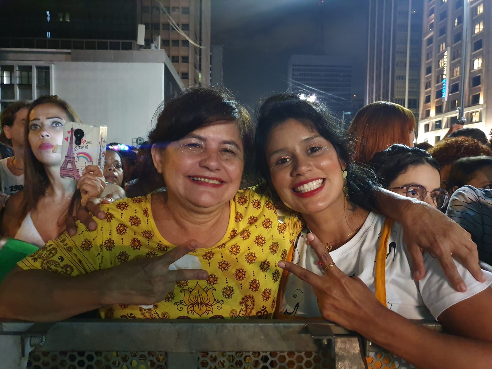 1400526-Público na avenida Paulista