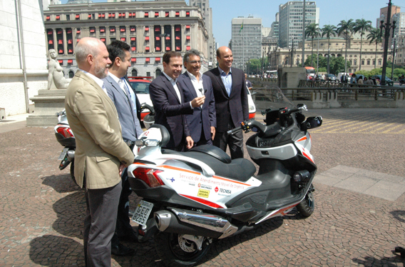 1525518-galeria_20171025_Lancamento_das_Motos_Salva_Vidas_LG_1.jpg