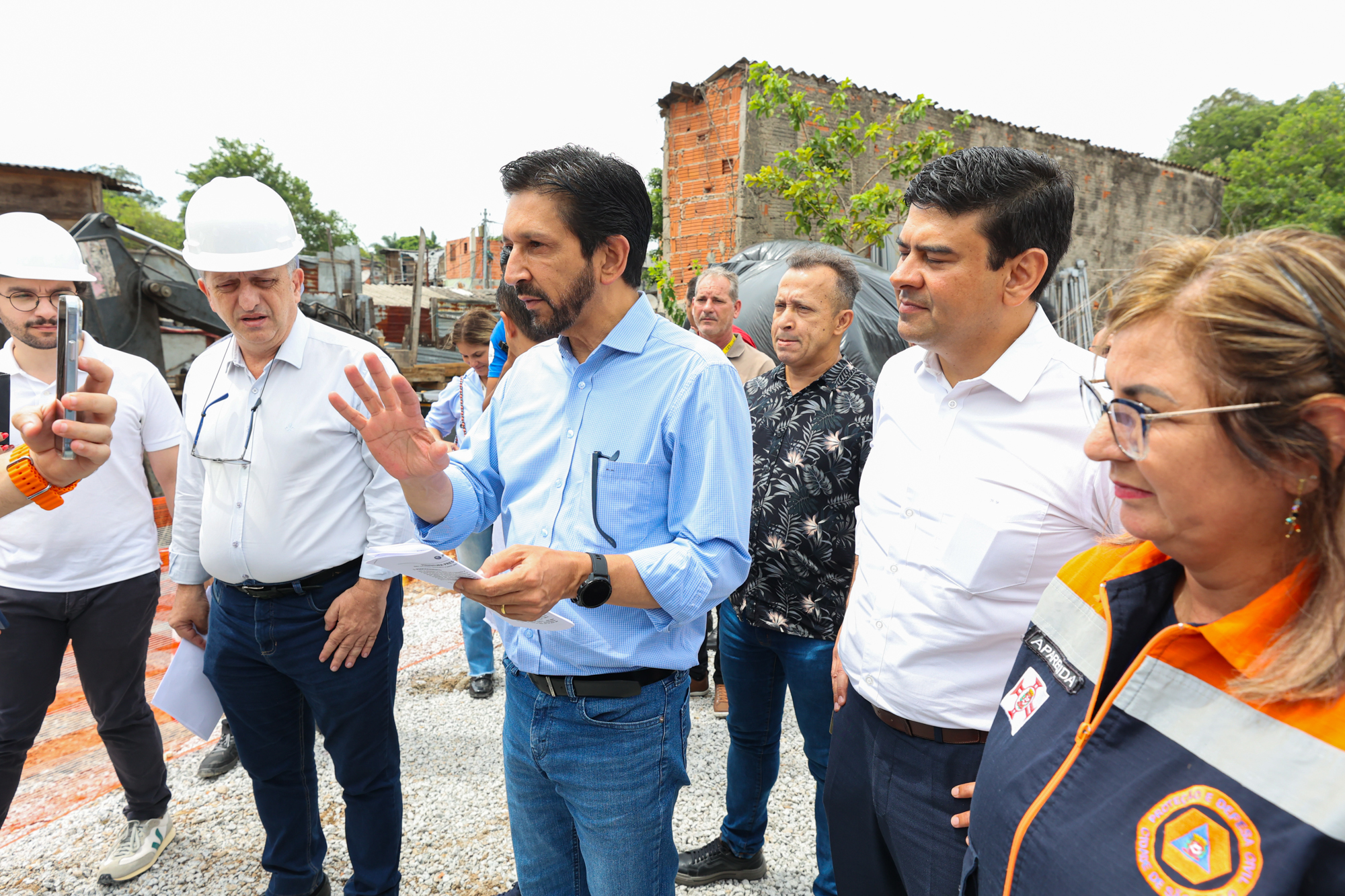 827856-Visita às Obras de Contenção de Talude em Margem de Córrego Água Espraiada