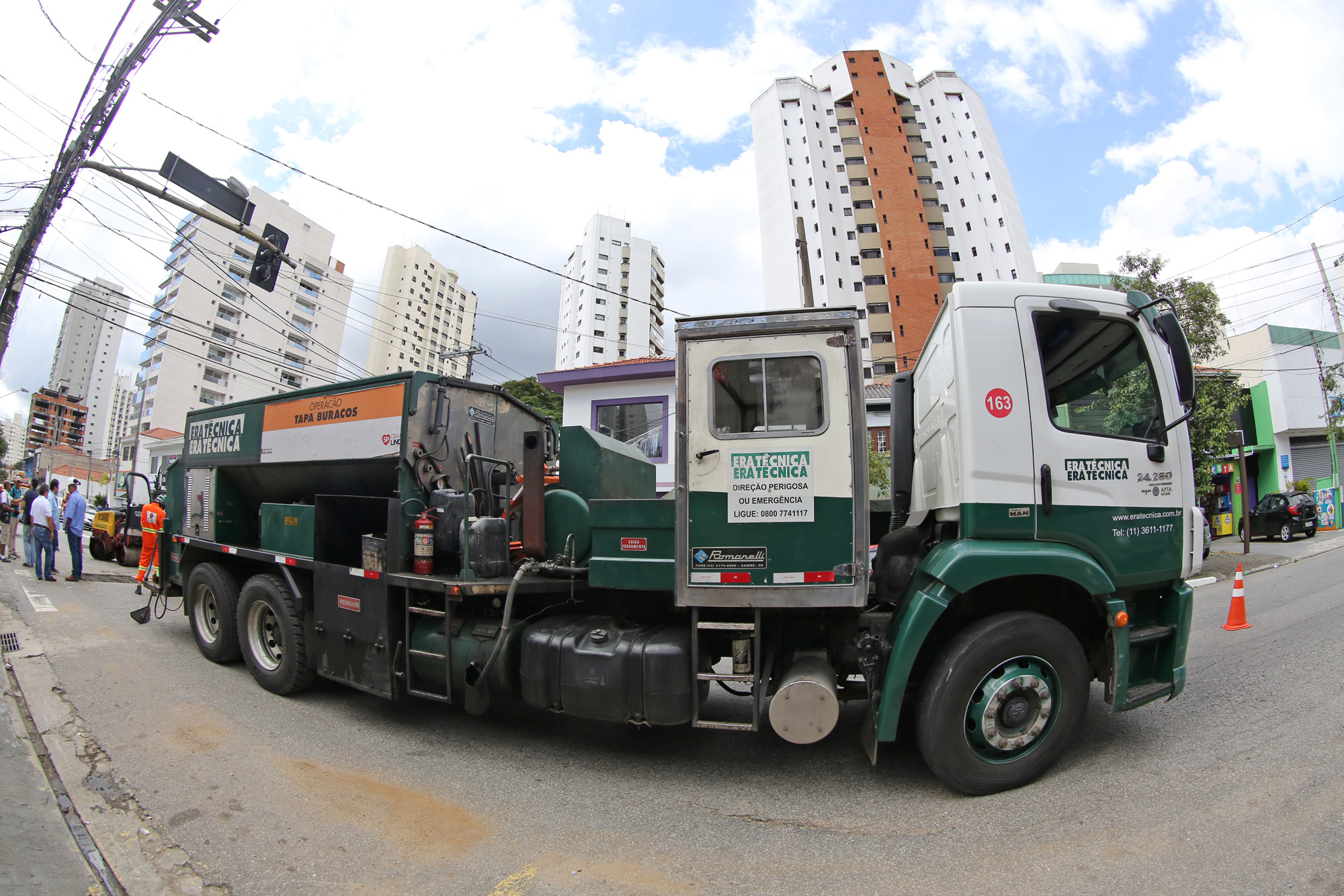 917831-OPERAÇAO TAPA BURACO RUA VIEIRA DE MORAES