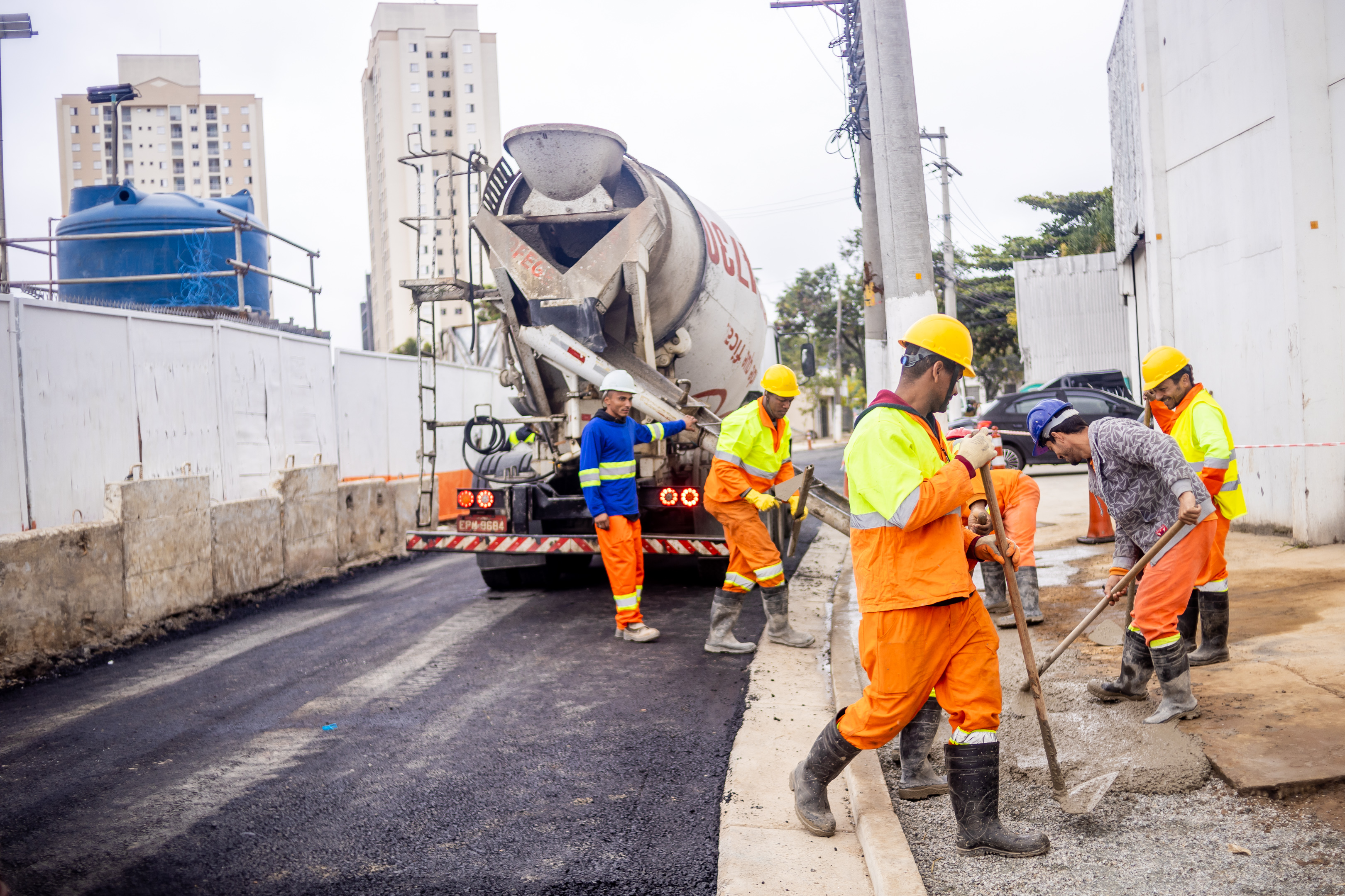1026049-Visita à Obra de Recuperação de Drenagem da Avenida Santa Marina
