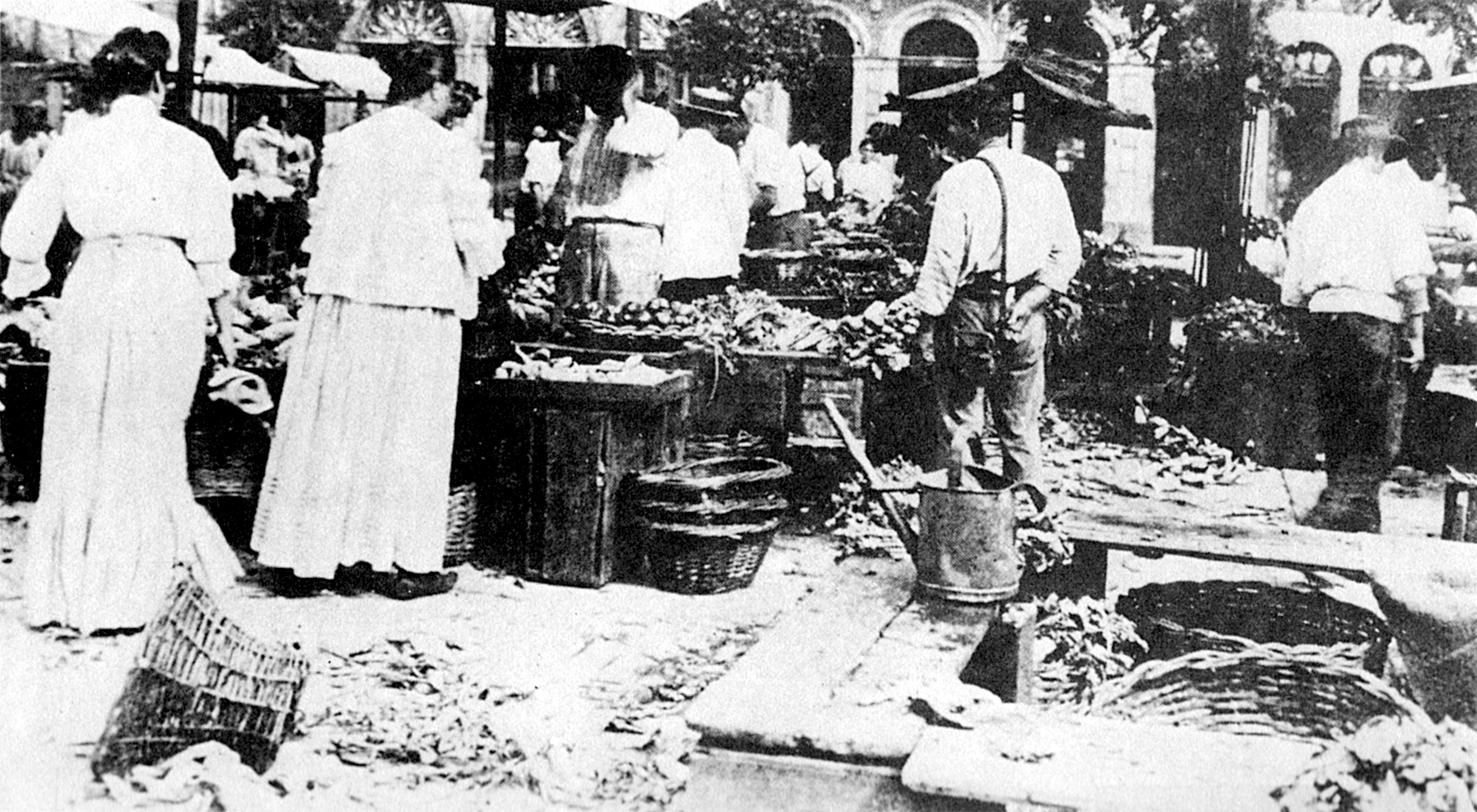 Trabalhadores em feira na praça General Osório, 1913. Fotógrafo desconhecido. Acervo de Francis Manzoni